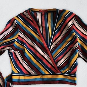 Guess striped balloon sleeve tie back v neck shirt size  M